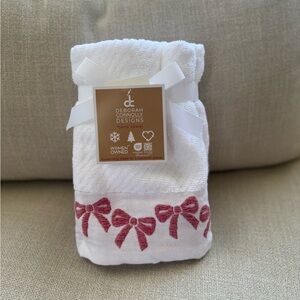 Deborah Connelly Holiday Red Bow Hand Towel Set of 2